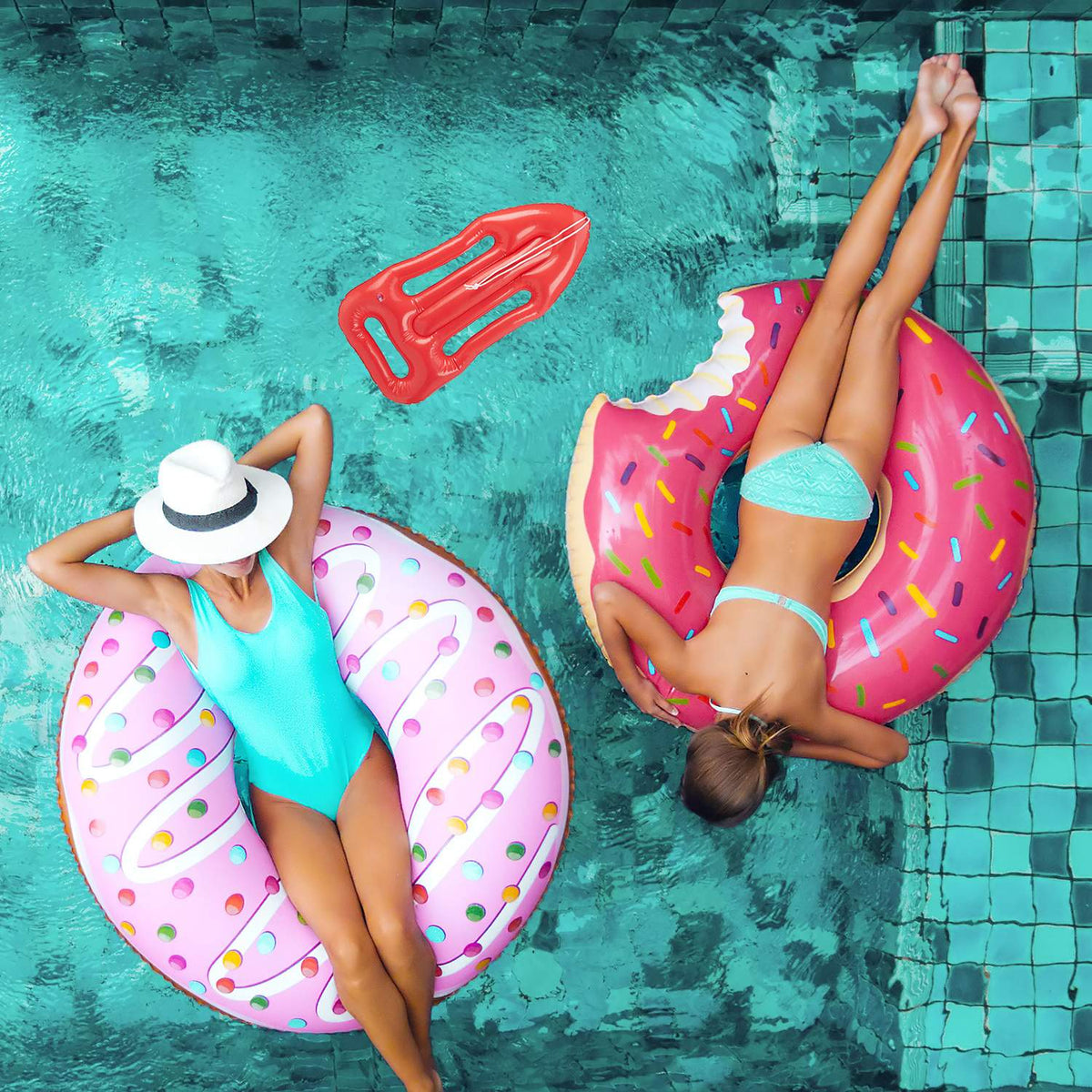 Inflatable swimming buoy