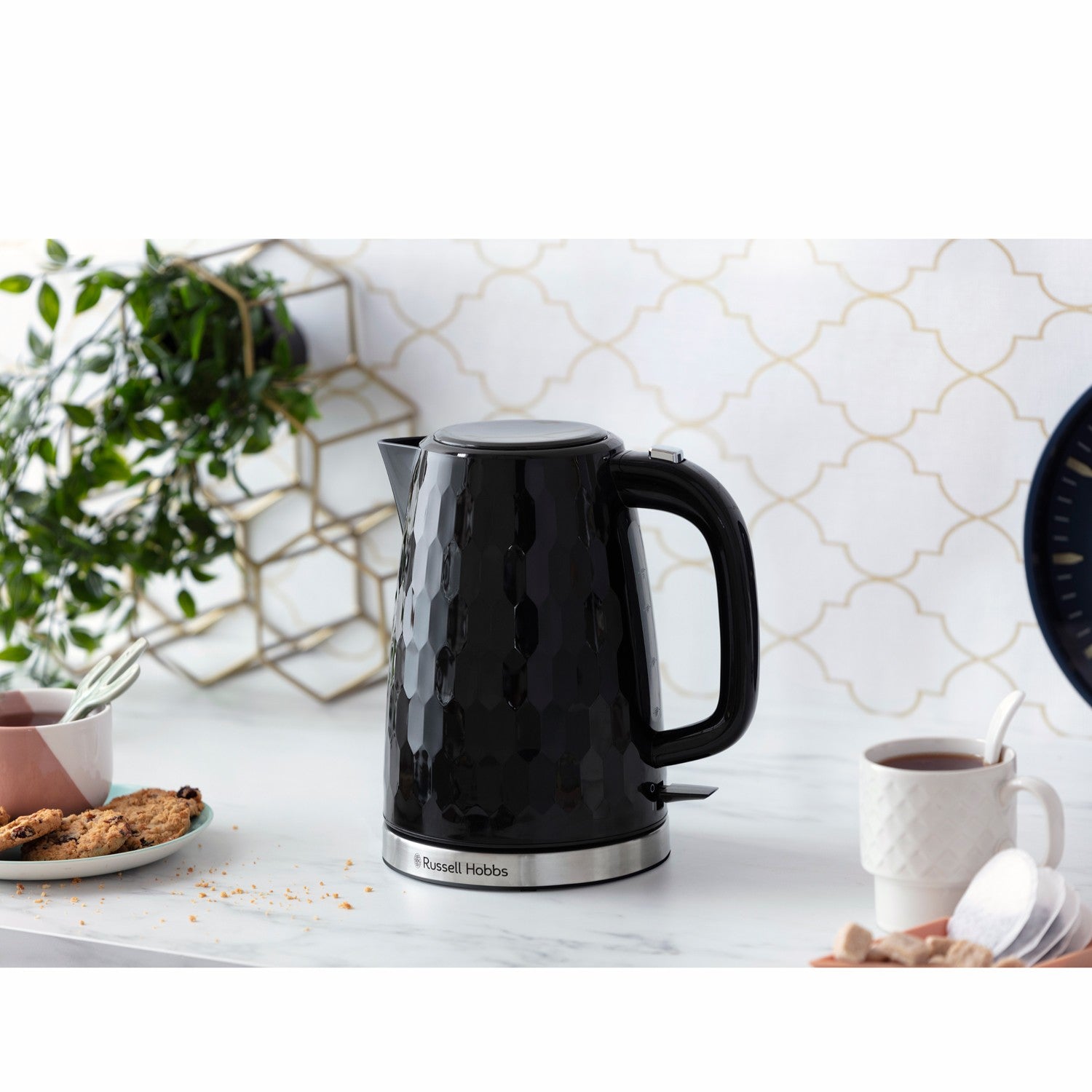 Kettle 26051-70 Honeycomb Kettle Black