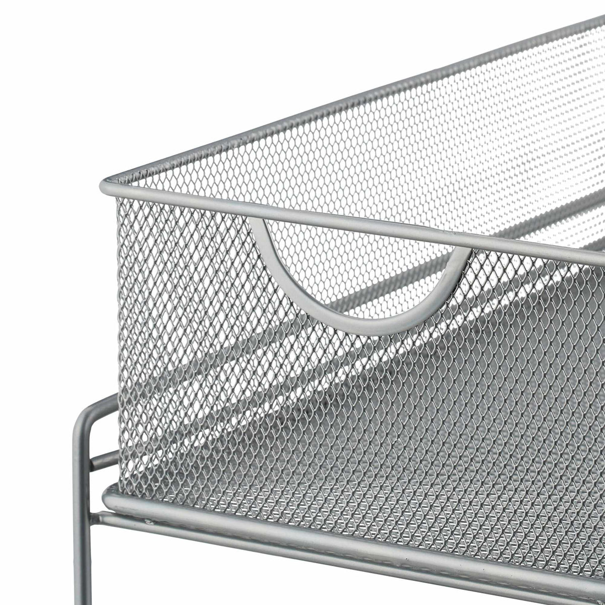 Kitchen organization with 2 pull-out baskets