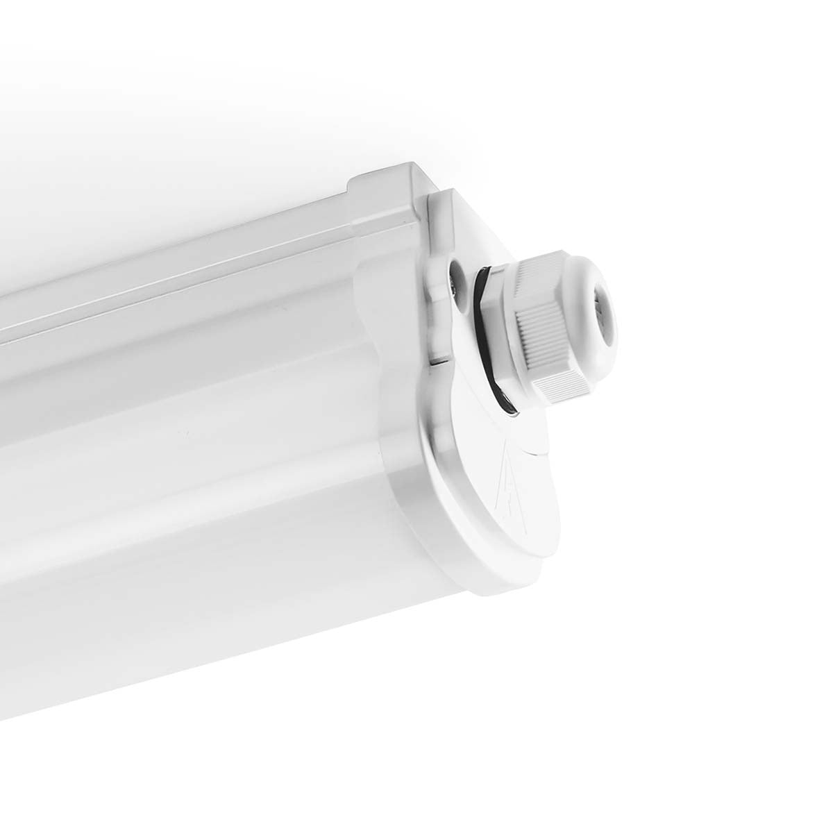 LED Fluorescent | 3150 lm | 4000 K | 28 W| IP65