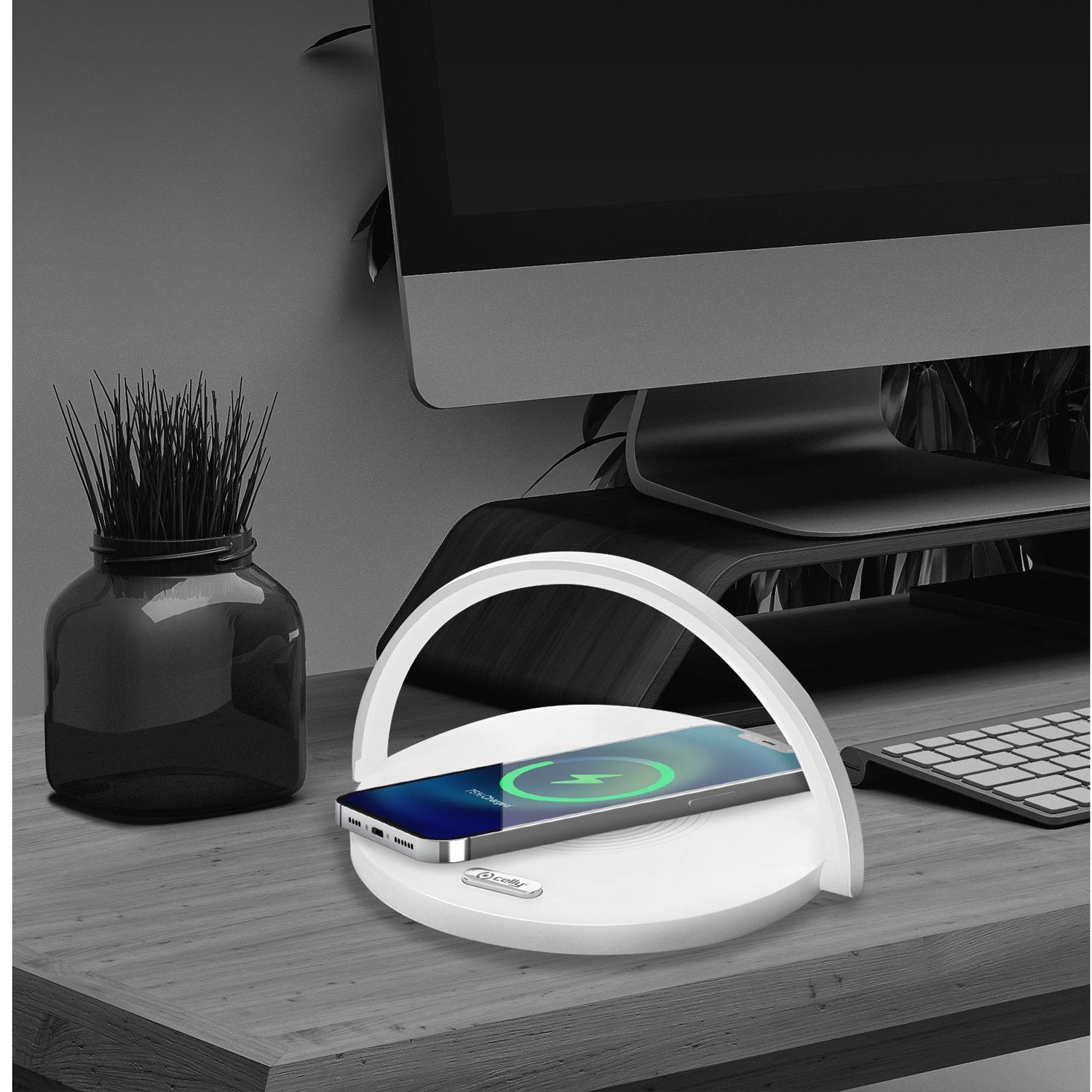 LED lamp with wireless charger 15W