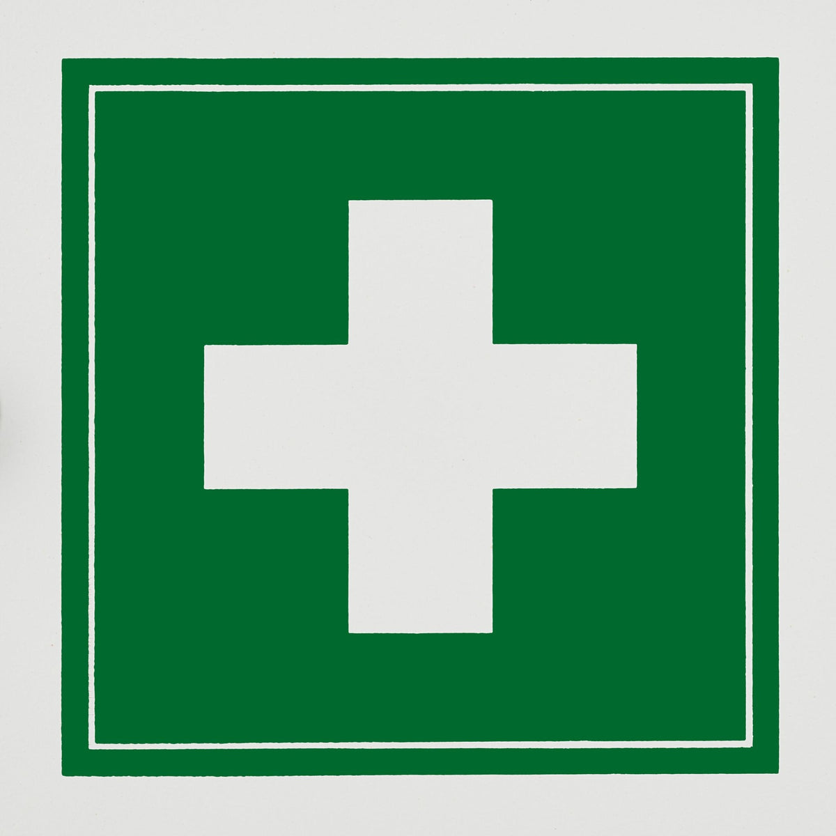 Lockable medicine cabinet