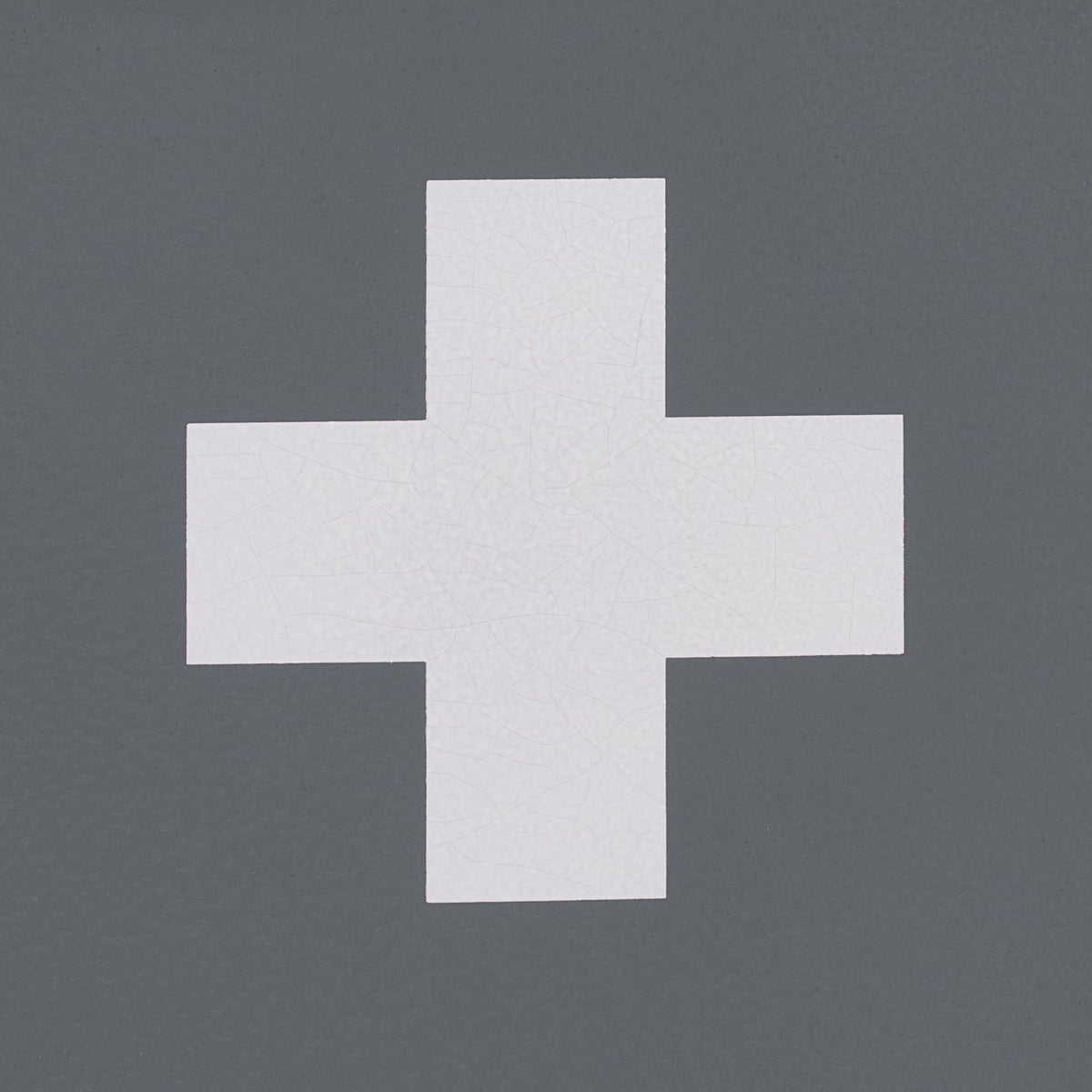 Lockable medicine cabinet