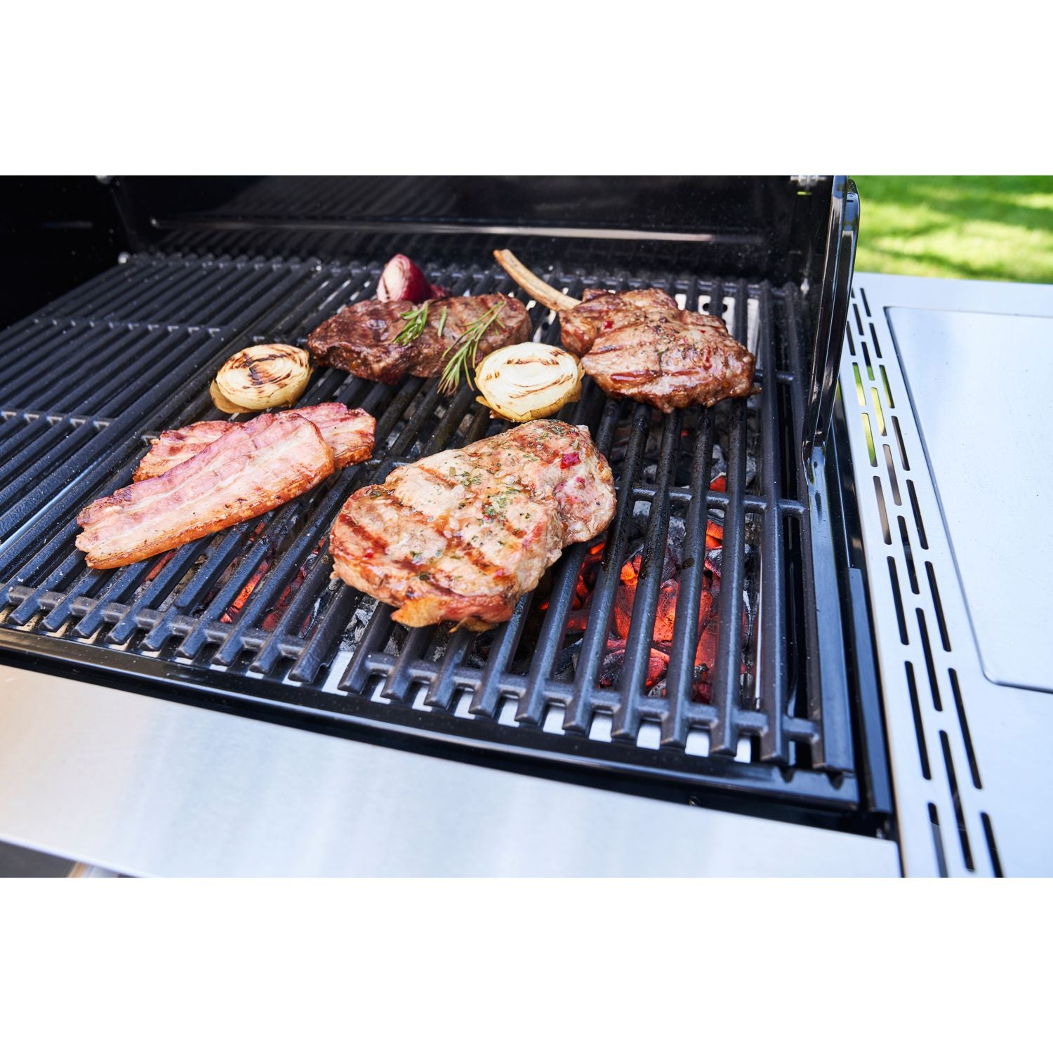 MADE2MATCH charcoal tray for Professional gas grills