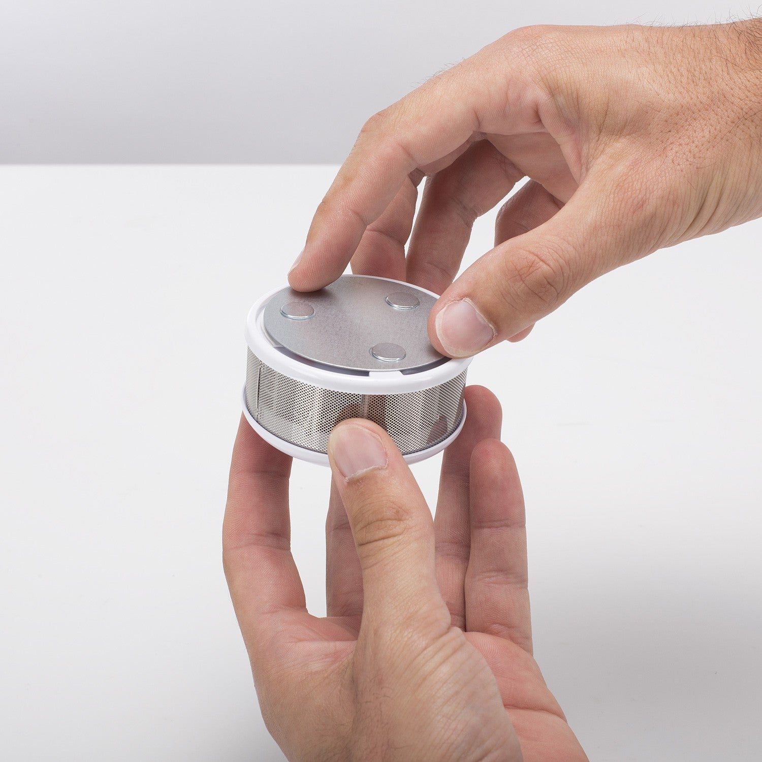 Magnetic mount Smoke alarm 7cm+