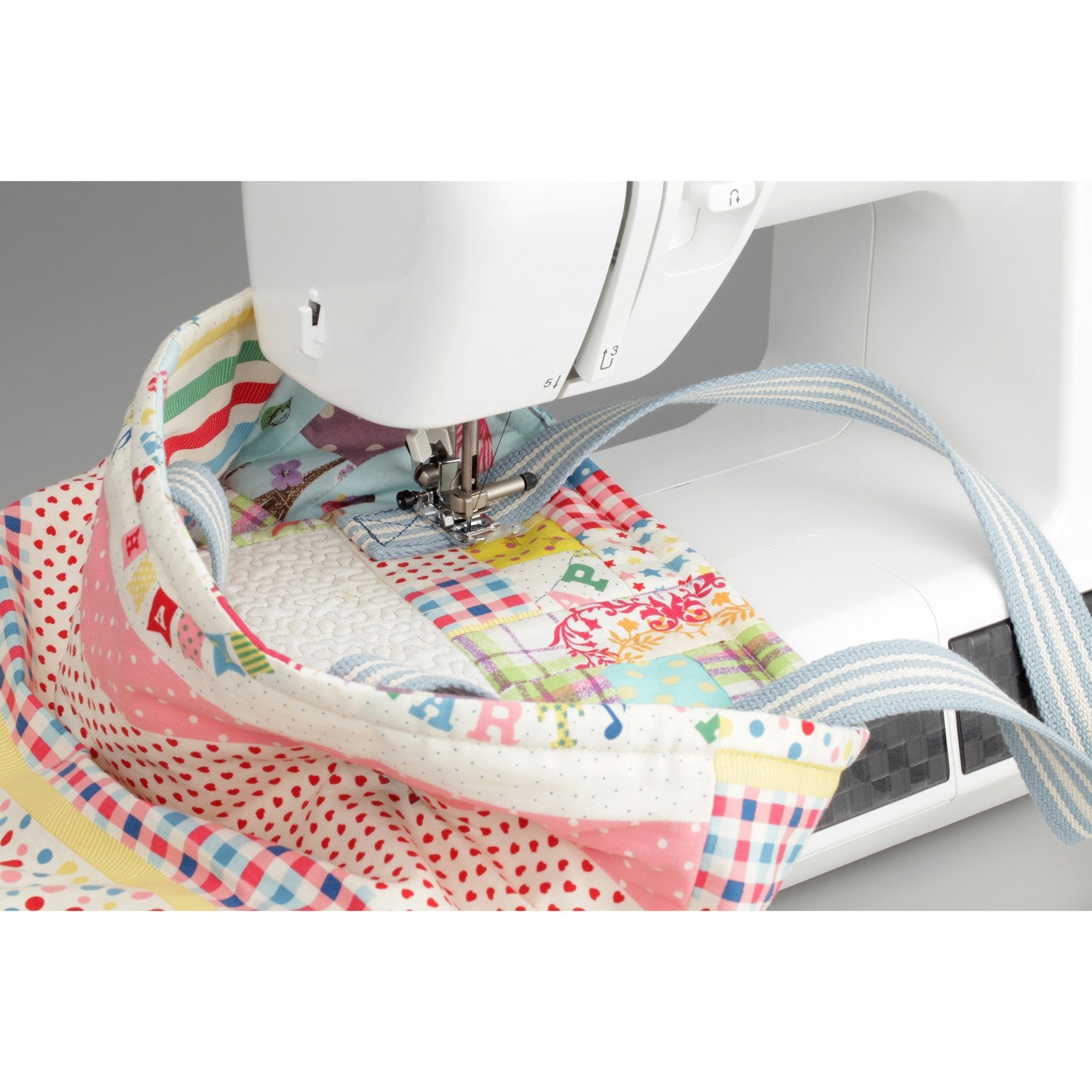 Mechanical Sewing Machine, 37 Stitches, Metal Plate