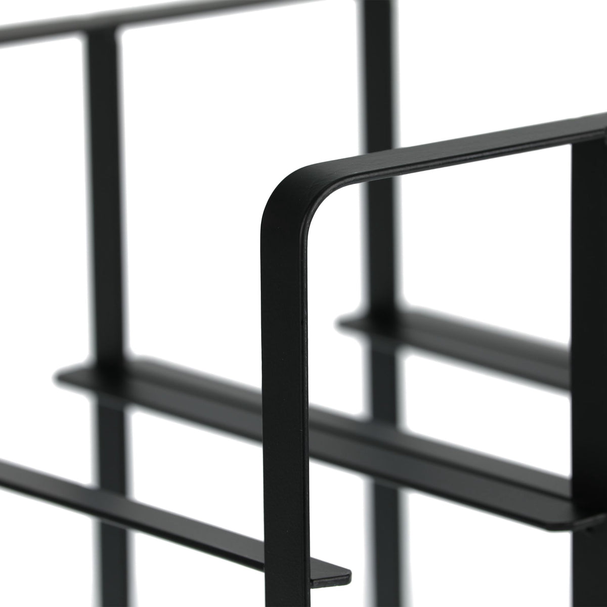 Metal wine rack for 9 bottles