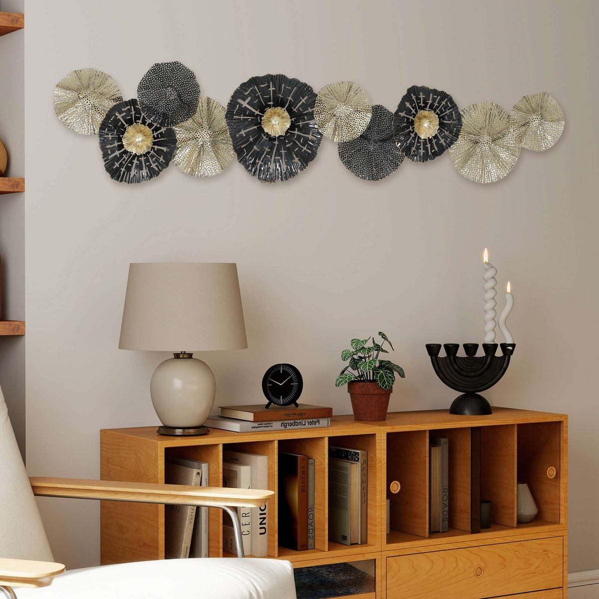 Modern Metal Wall Art – Black & Gold, 134 x 7 x 29 cm
