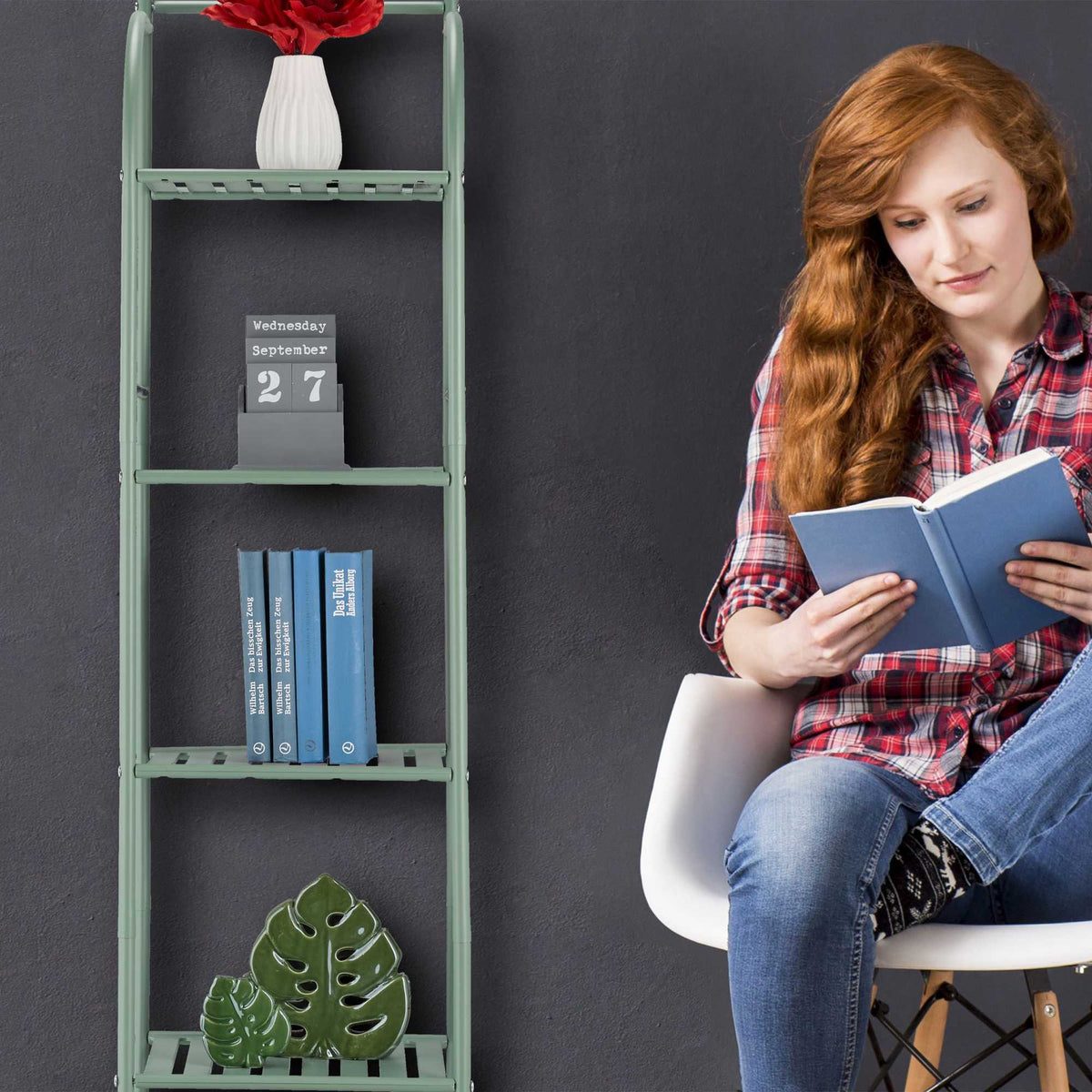 Narrow floor-standing shelf with 4 shelves