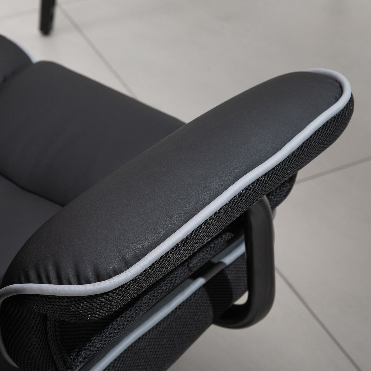 Office Chair Desk Chair Swivel Chair With Armrests Height Adjustable Ergonomic With Rocker Function Faux Leather Black 76X80X118-124 Cm