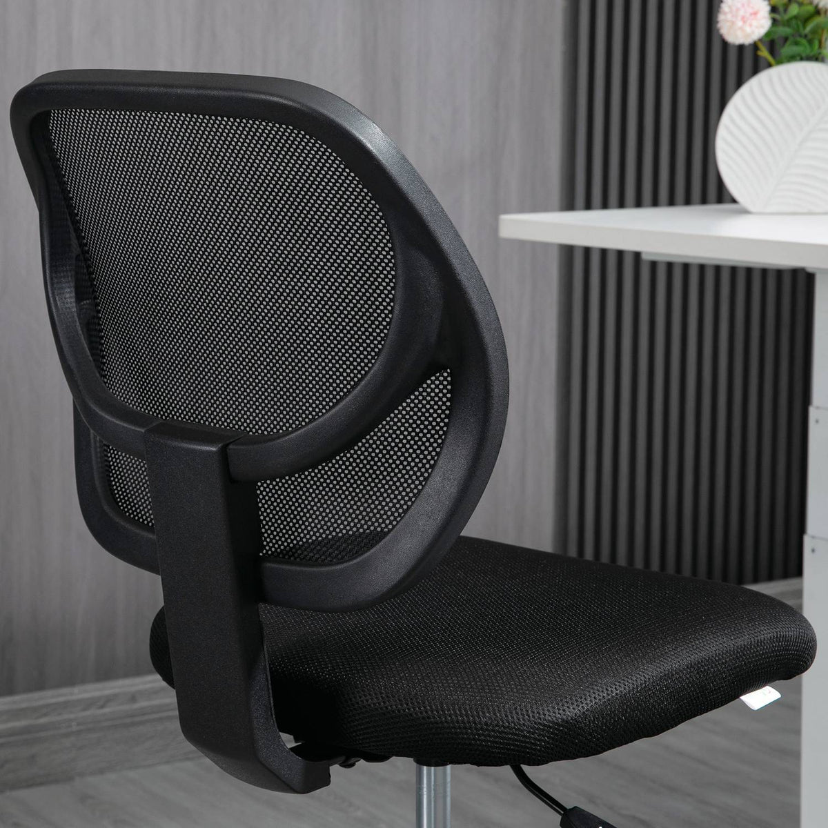 Office Chair Ergonomic Swivel Chair With Adjustable Foot Ring, Height Adjustable 93-113Cm, Wheels, Black
