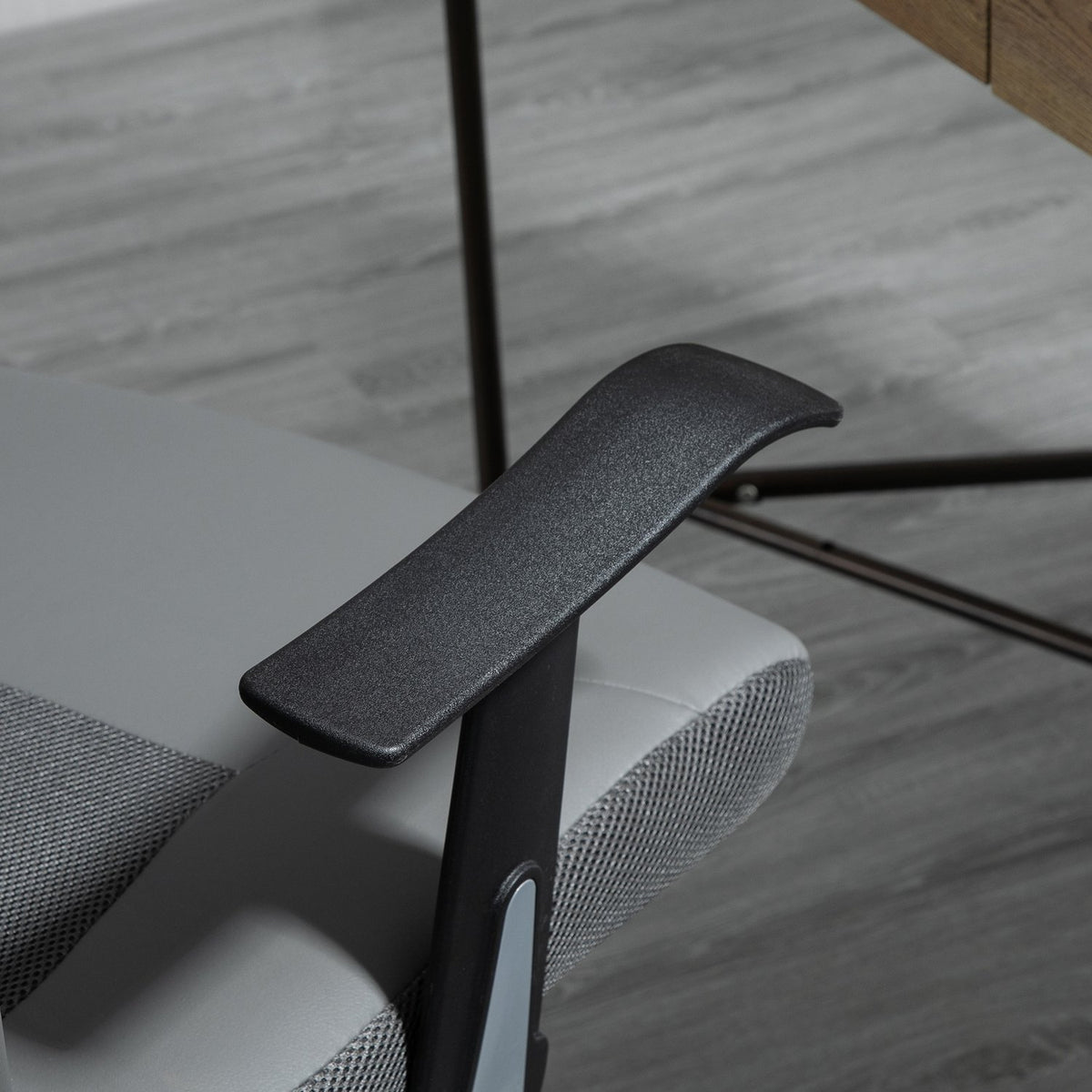 Office Chair Executive Chair Height Adjustable, Ergonomic, Faux Leather, Gray, 66X73X108-118 Cm