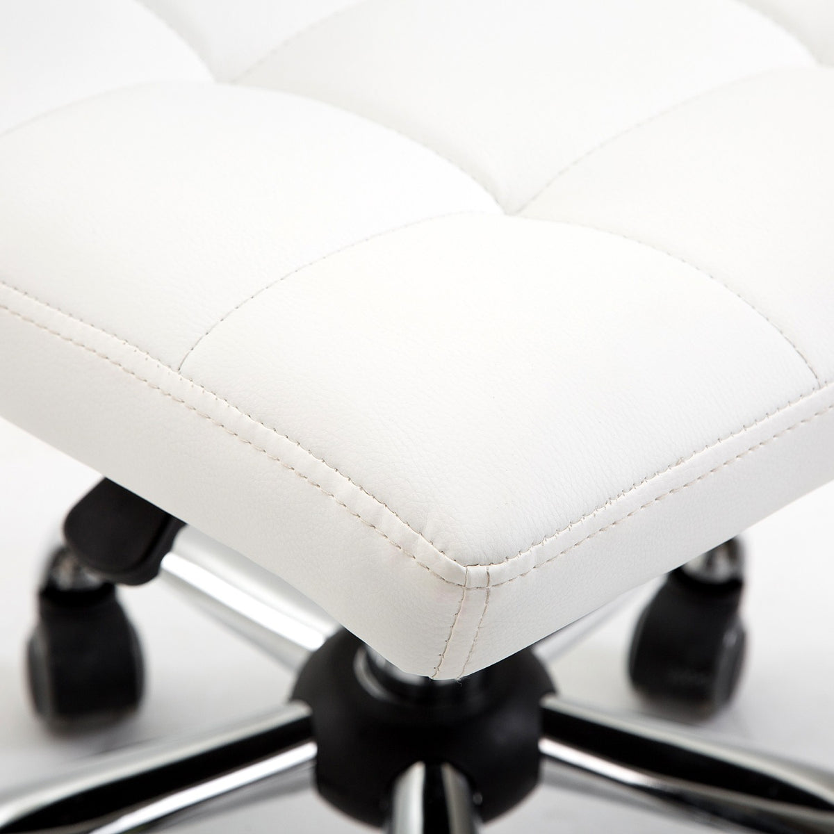 Office chair, swivel chair, imitation leather, steel frame, 5 wheels, upholstered, white