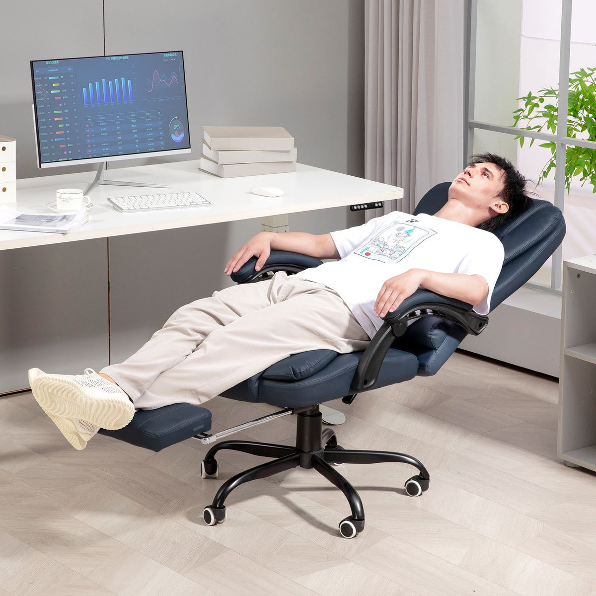 Office chair with 7-point massage, ergonomic office chair with reclining function, height-adjustable executive chair with remote control, 120 kg load capacity, for study, office, blue