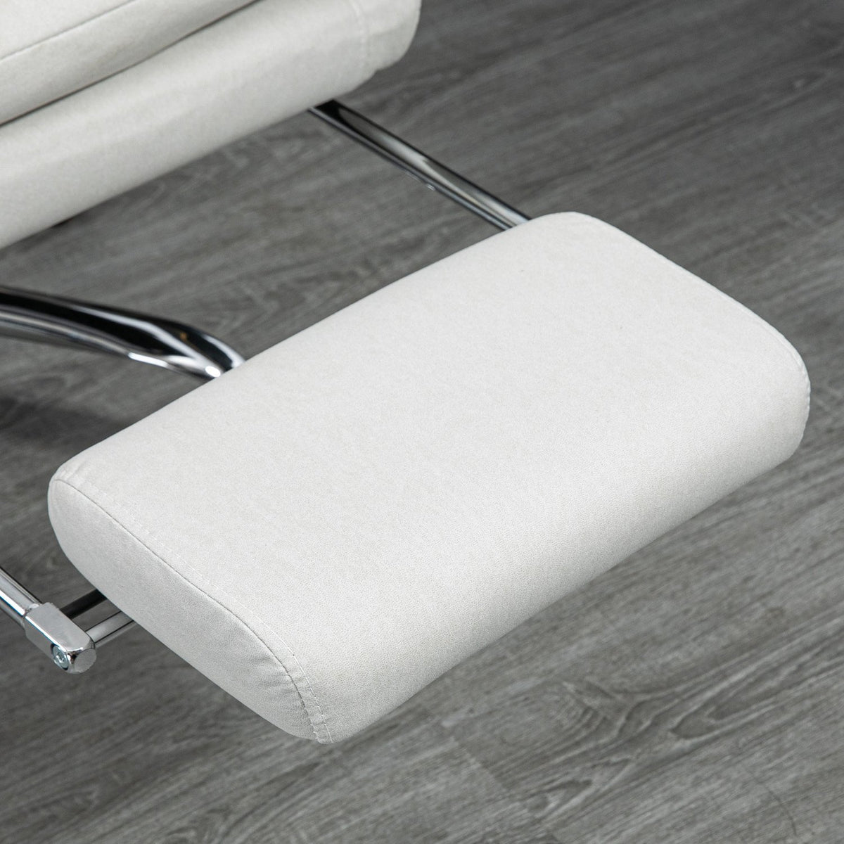 Office chair with massage function, with 135° tilting backrest, height adjustable, load 120 kg artificial leather 65x72x109-117cm cream white