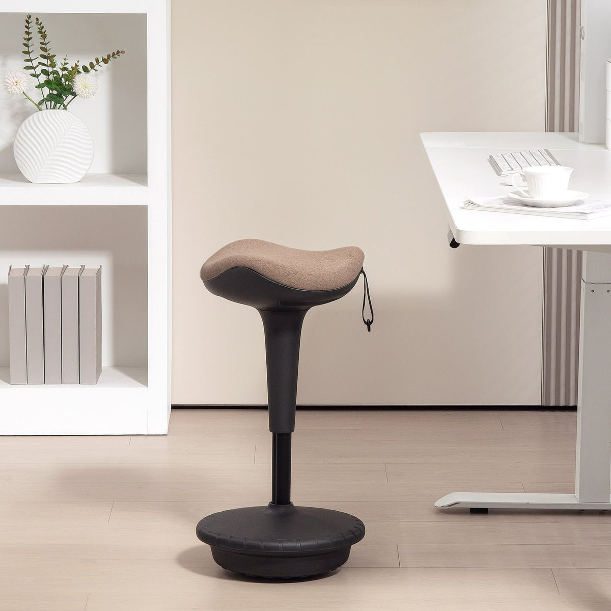 Office stool with swivel function, ergonomic work stool, height adjustable 68.5-83.5 cm stool, 360° rotating standing stool, for office and study, brown