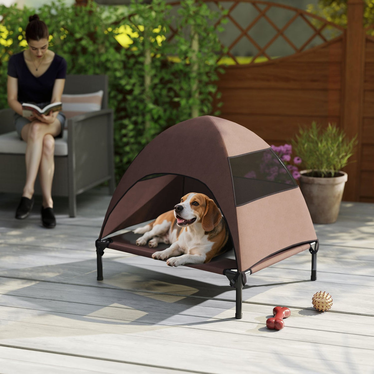 Outdoor Dog Lounger with Roof, Elevated Dog Bed for Medium Dogs, Cooling Pet Lounger with Washable Mesh Metal Frame Carrying Bag, Pet Bed for Outdoor Camping 76x61x71cm, Coffee |