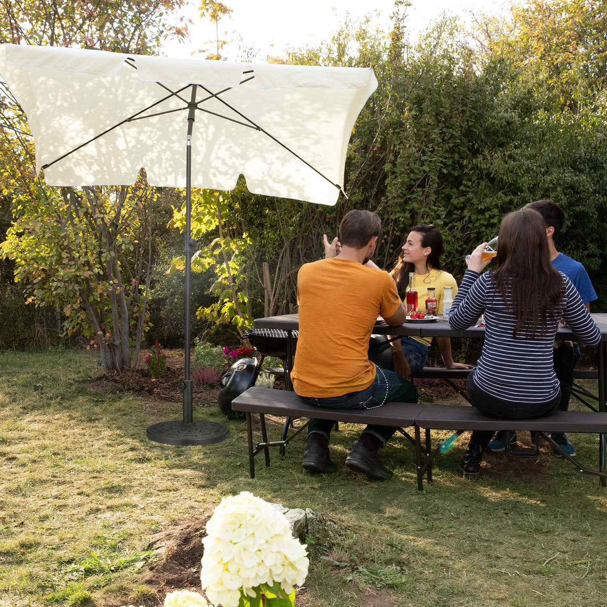 Parasol stand in cast iron look
