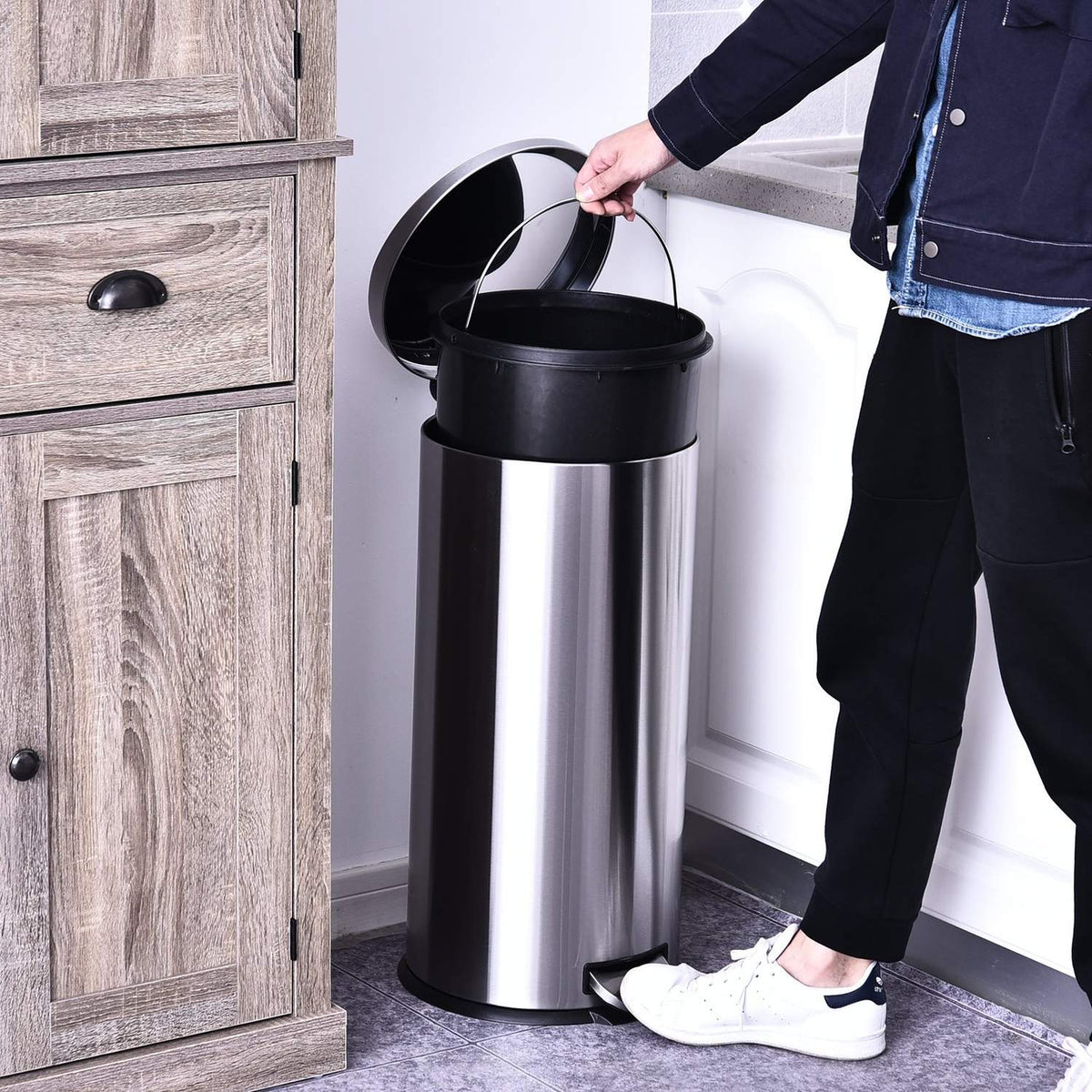 Pedal Bin 30L Waste Bin With Inner Bin, Soft Closing, Stainless Steel, Silver, Ø29.2Xh62.5 Cm