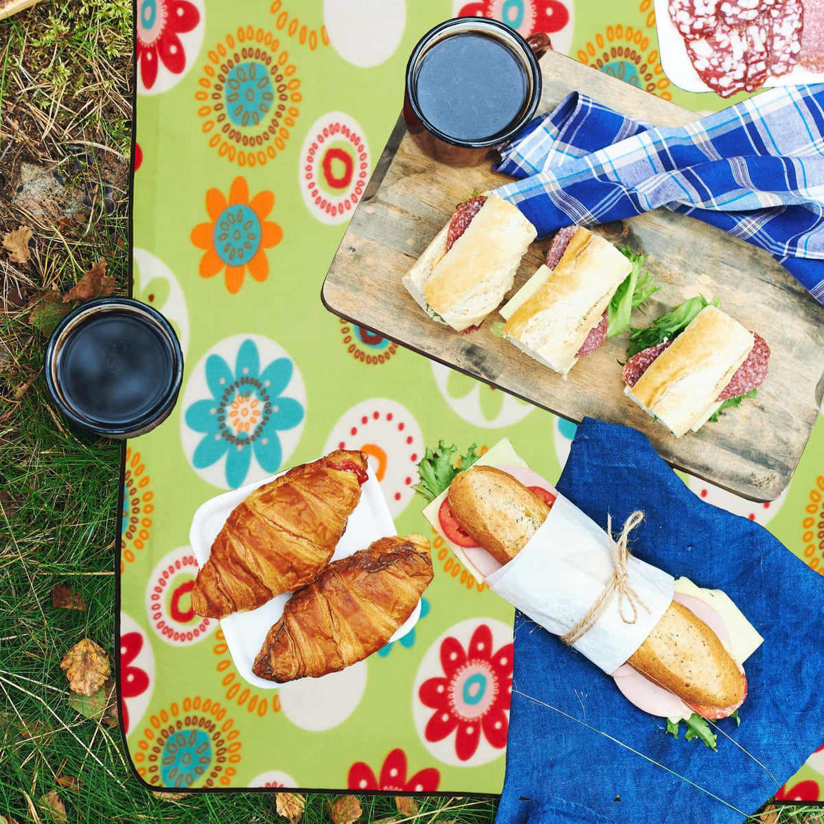 Picnic blanket 200 x 200 cm floral