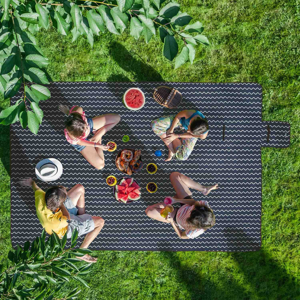 Picnic blanket 300 x 200 cm wave pattern