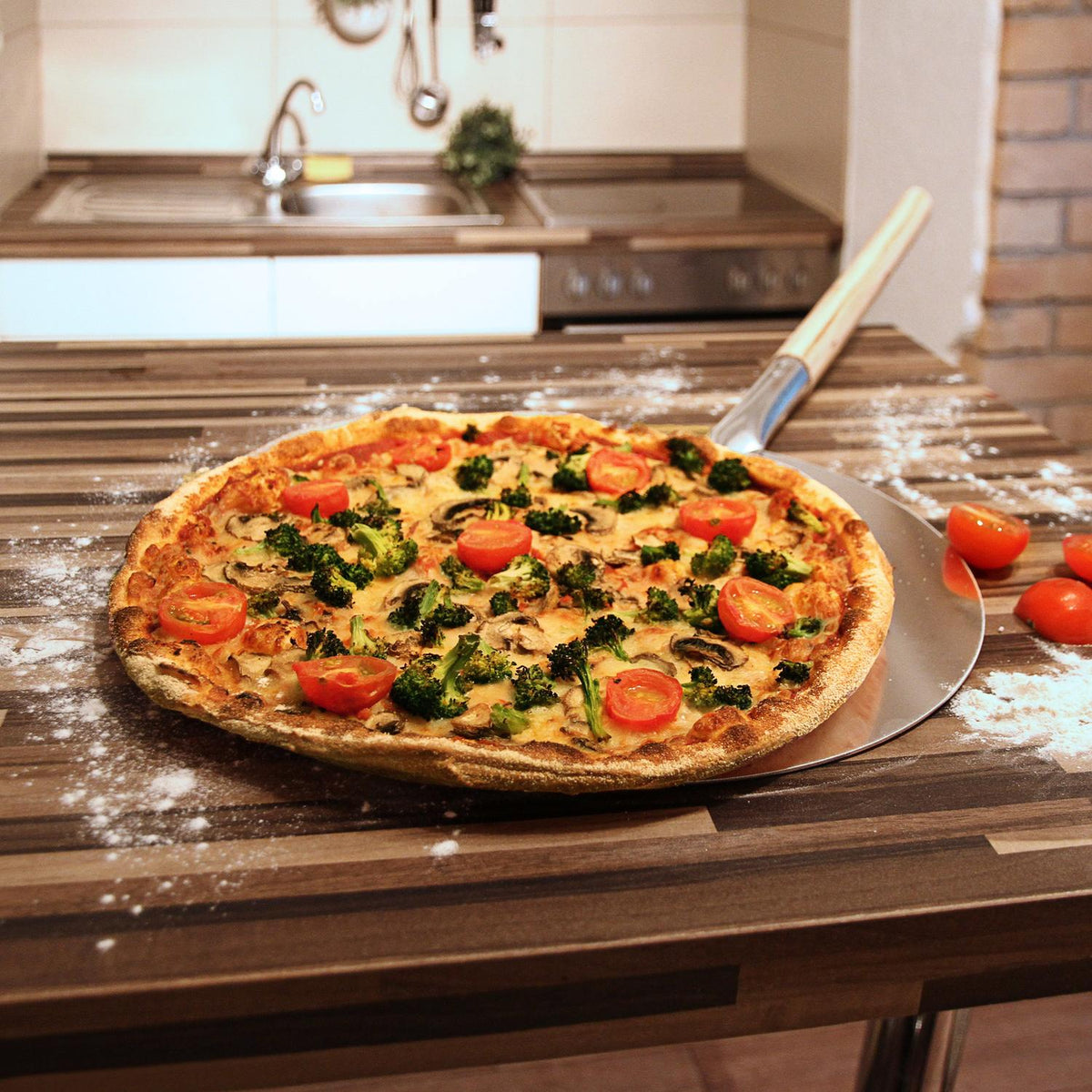 Pizza shovel round