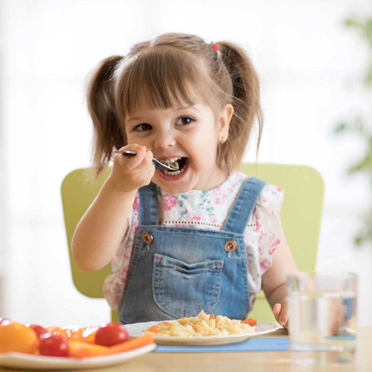 Placemats for children in the form of clouds