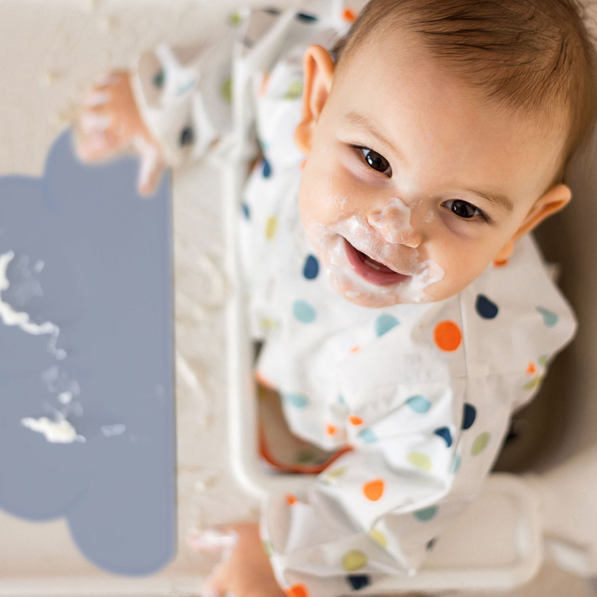 Placemats for children in the form of clouds