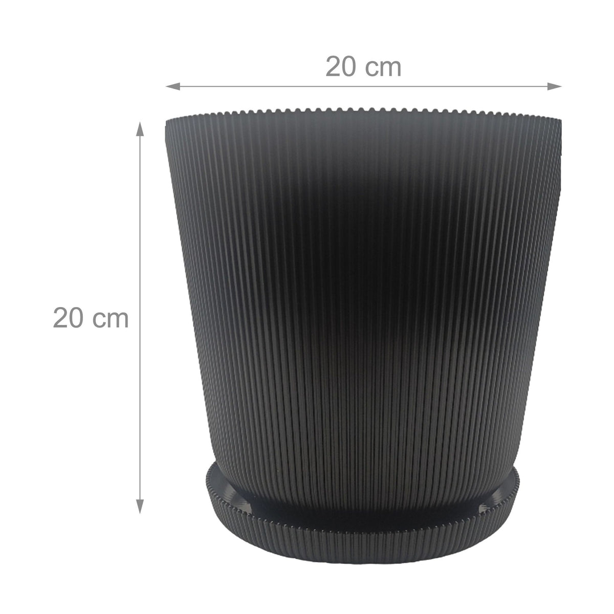 Planters with Saucers, Set of 2, Indoor/Outdoor