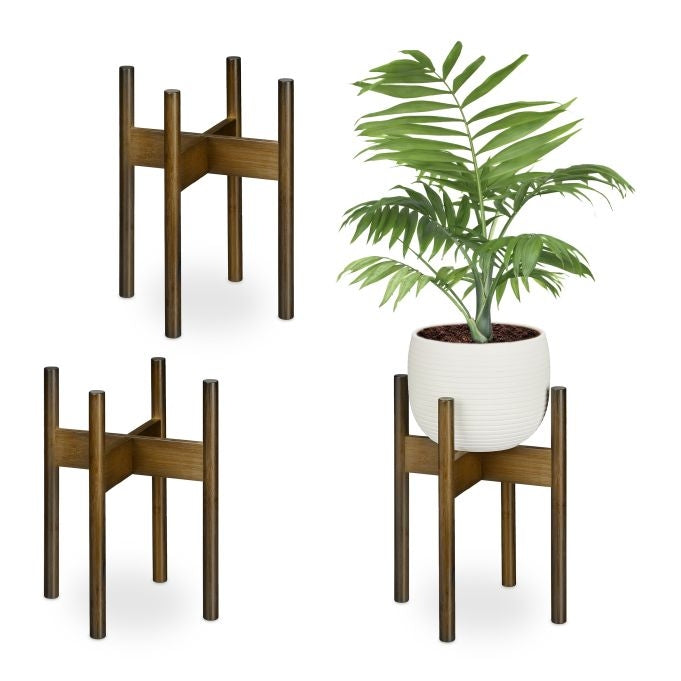 Plant stand in a set of 3