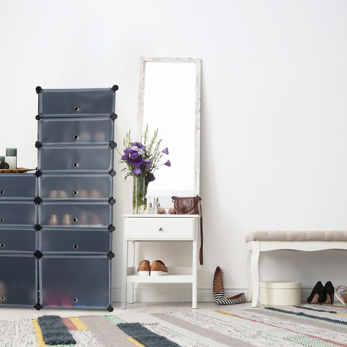 Plastic shoe shelf with 12 compartments