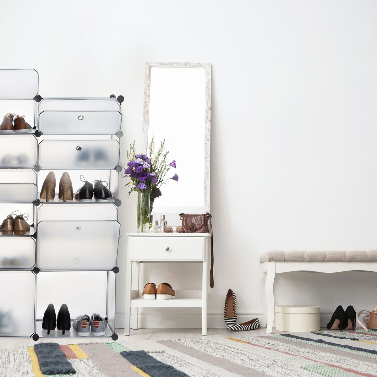 Plastic shoe shelf with 12 compartments