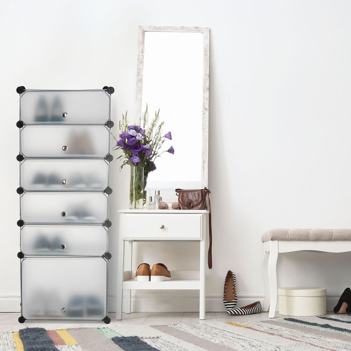 Plastic shoe shelf with 6 compartments