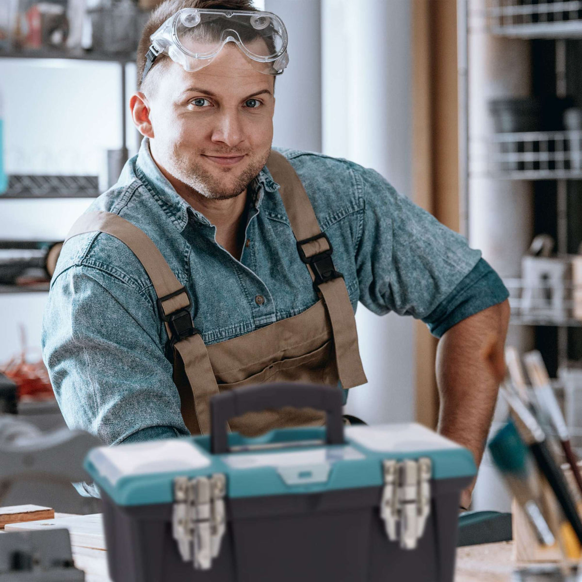 Plastic tool box