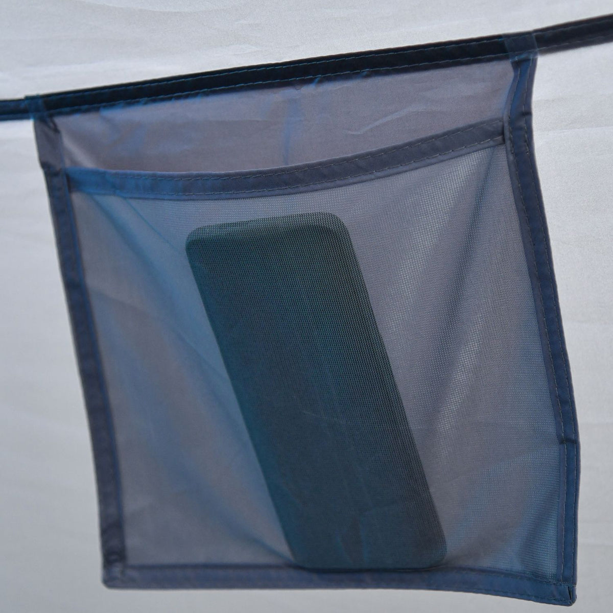 Pop-Up Tent For 1-2 People Lightweight Camping Tent For 3 Seasons, Polyester & Fiberglass, Blue+Grey, 220X108X110Cm