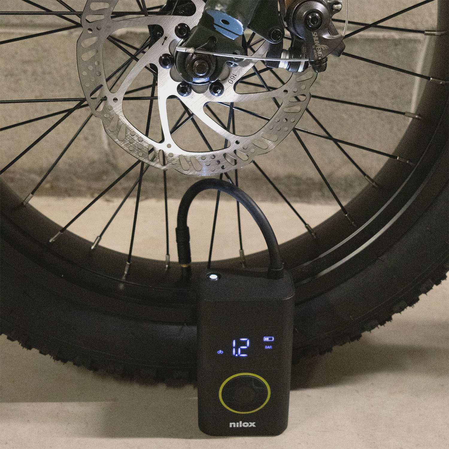 Portable Air Compressor, 150 PSI, 4000mAh Battery