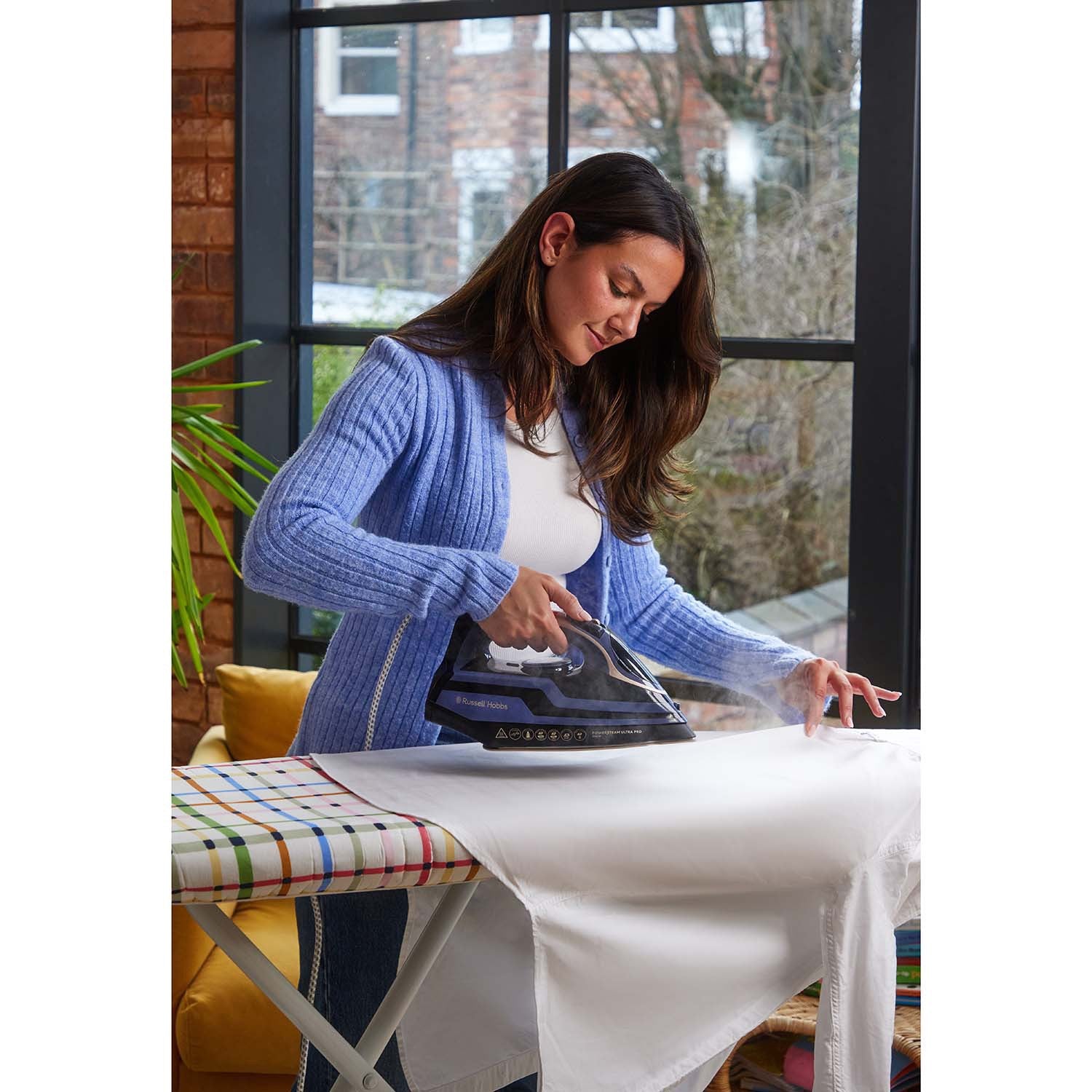 Powerful Steam Iron with Ceramic Soleplate, 3100W