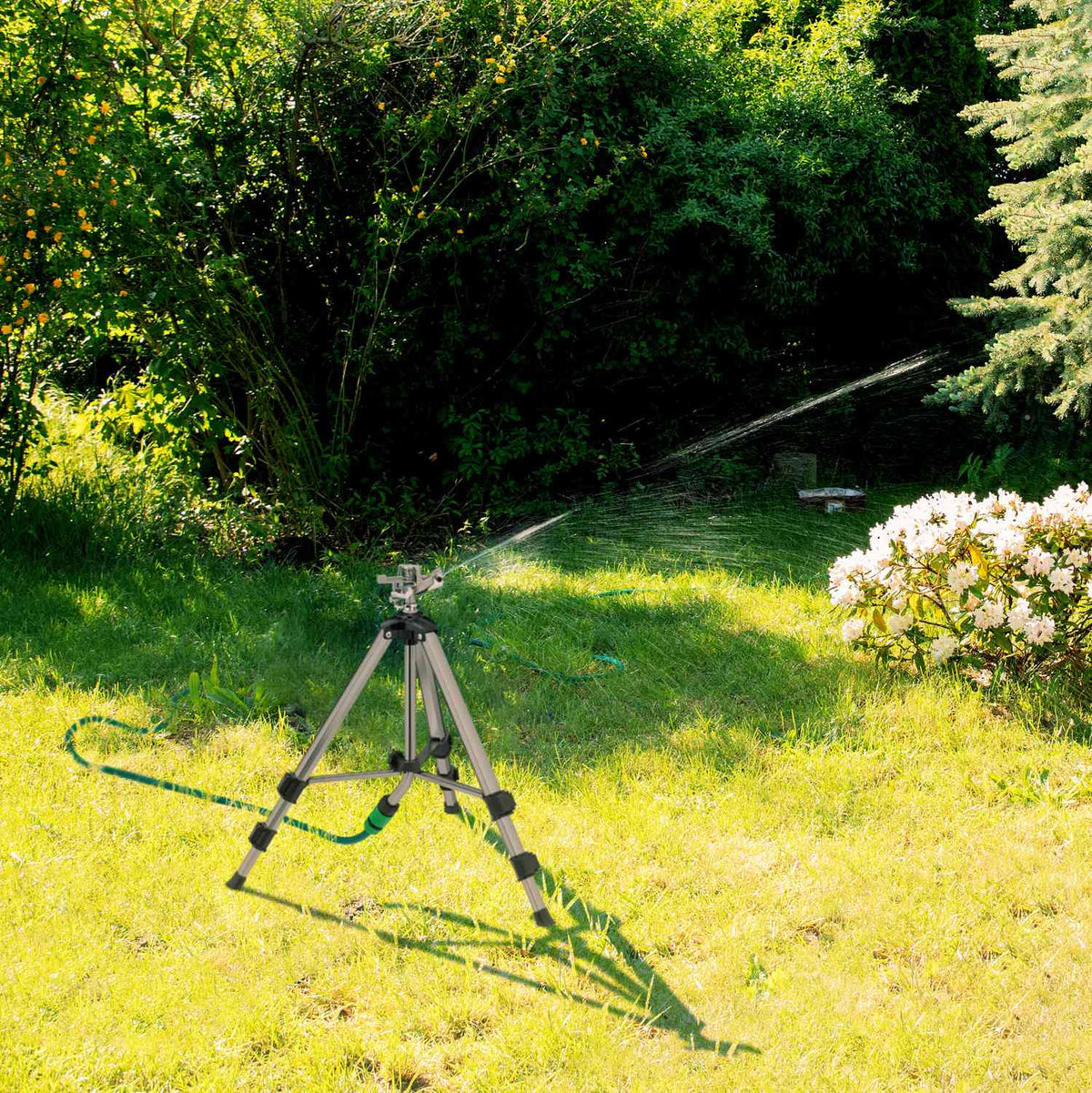 Pulsation sprinklers with gray silver stand