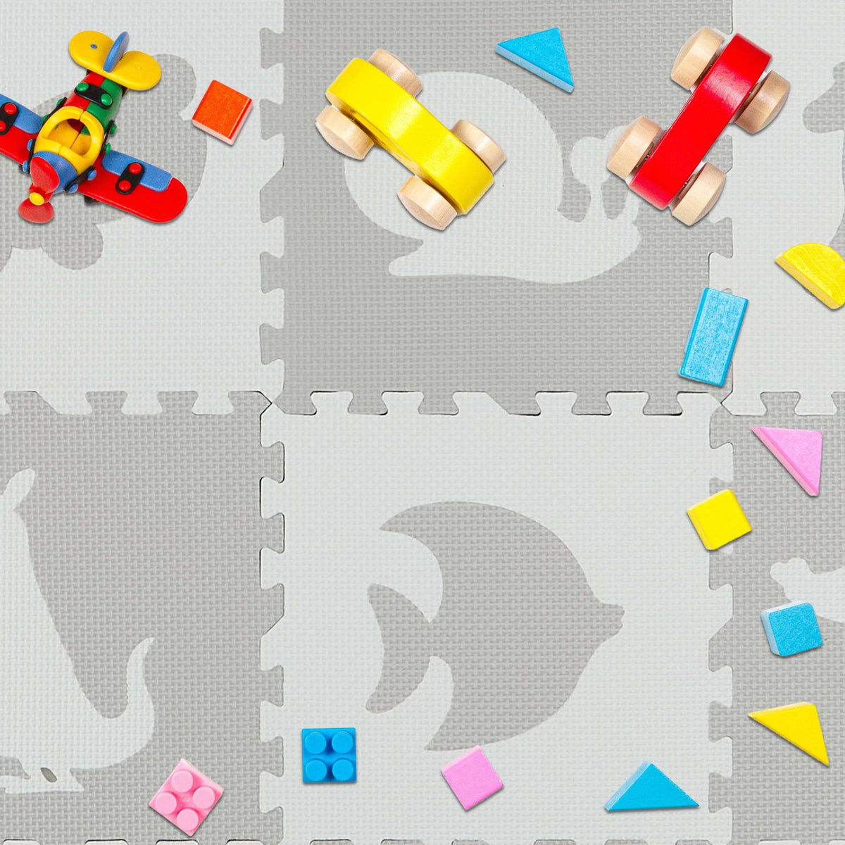 Puzzle mat with animal motifs