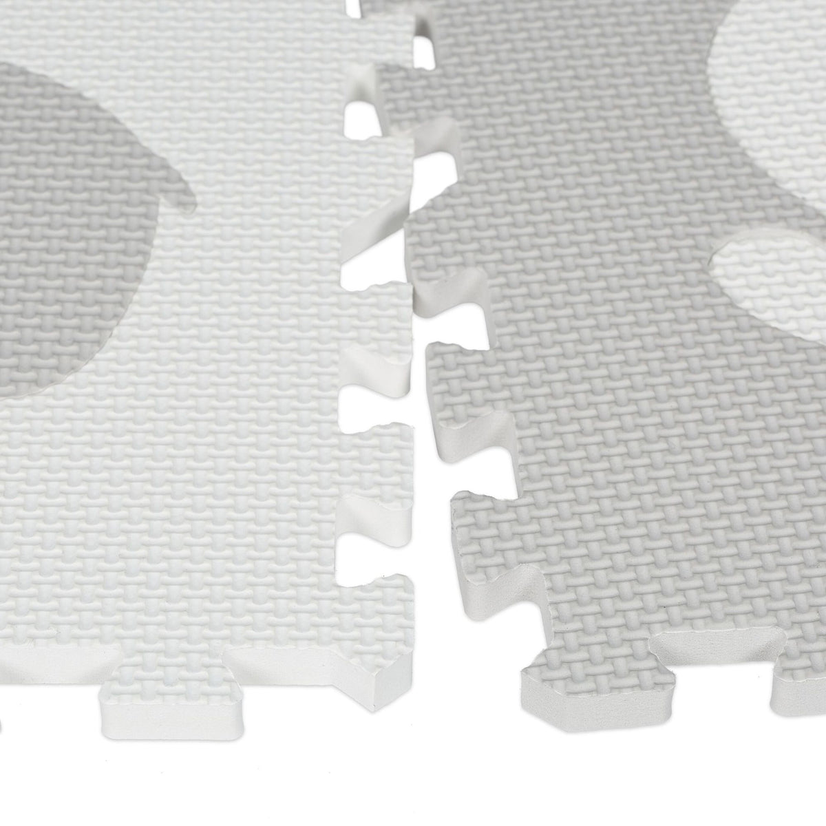 Puzzle mat with animal motifs