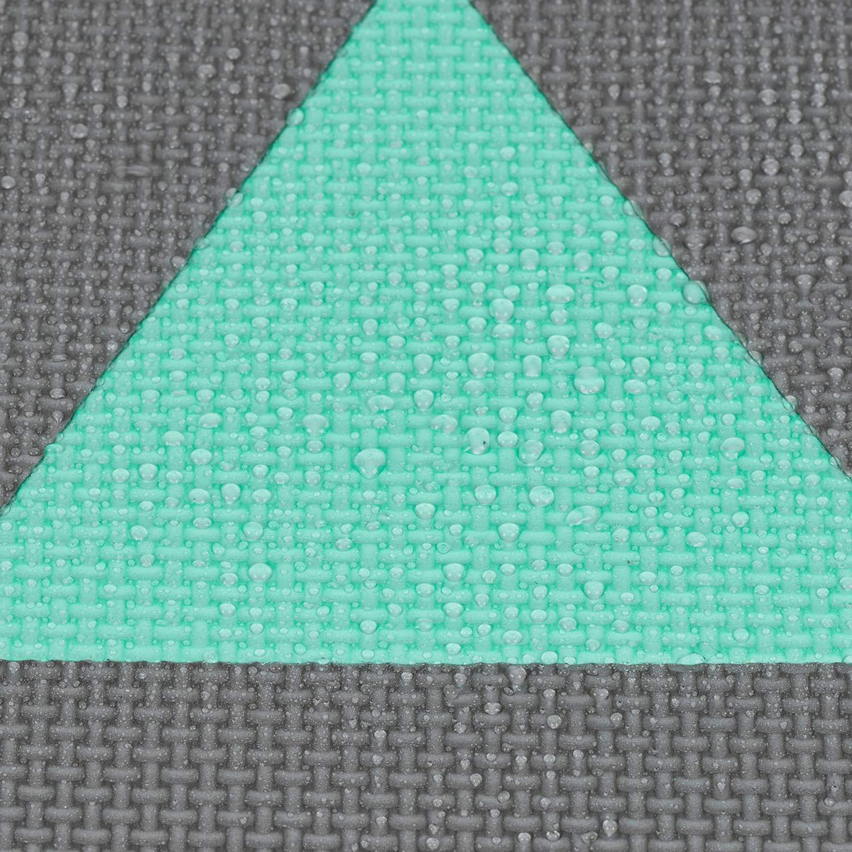 Puzzle mat with edge