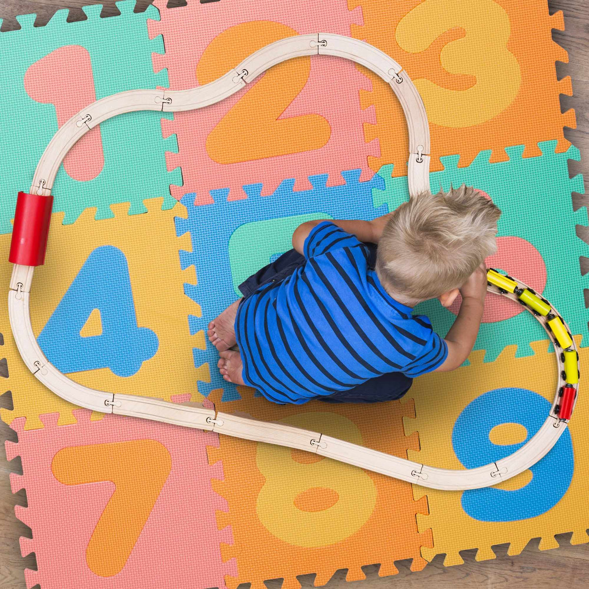 Puzzle mat with numbers