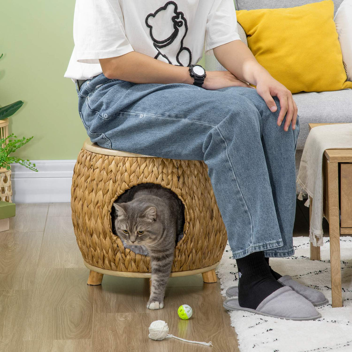 Rattan Cat Cave 2-In-1 Design Cat Basket With Cushion Pet Bed Water Hyacinth Grass Paulownia Wood Light Brown + Gray 44 X 43 X 42 Cm