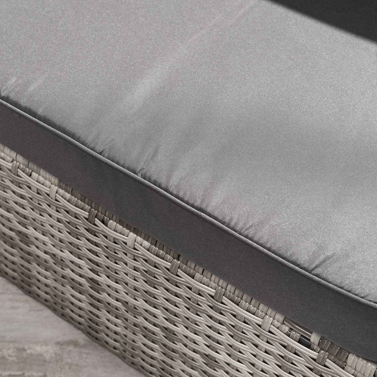 Rattan Seating Set 6-Piece Garden Furniture With Coffee Table, Metal Frame, Modern Design, Gray, 151X75X65Cm