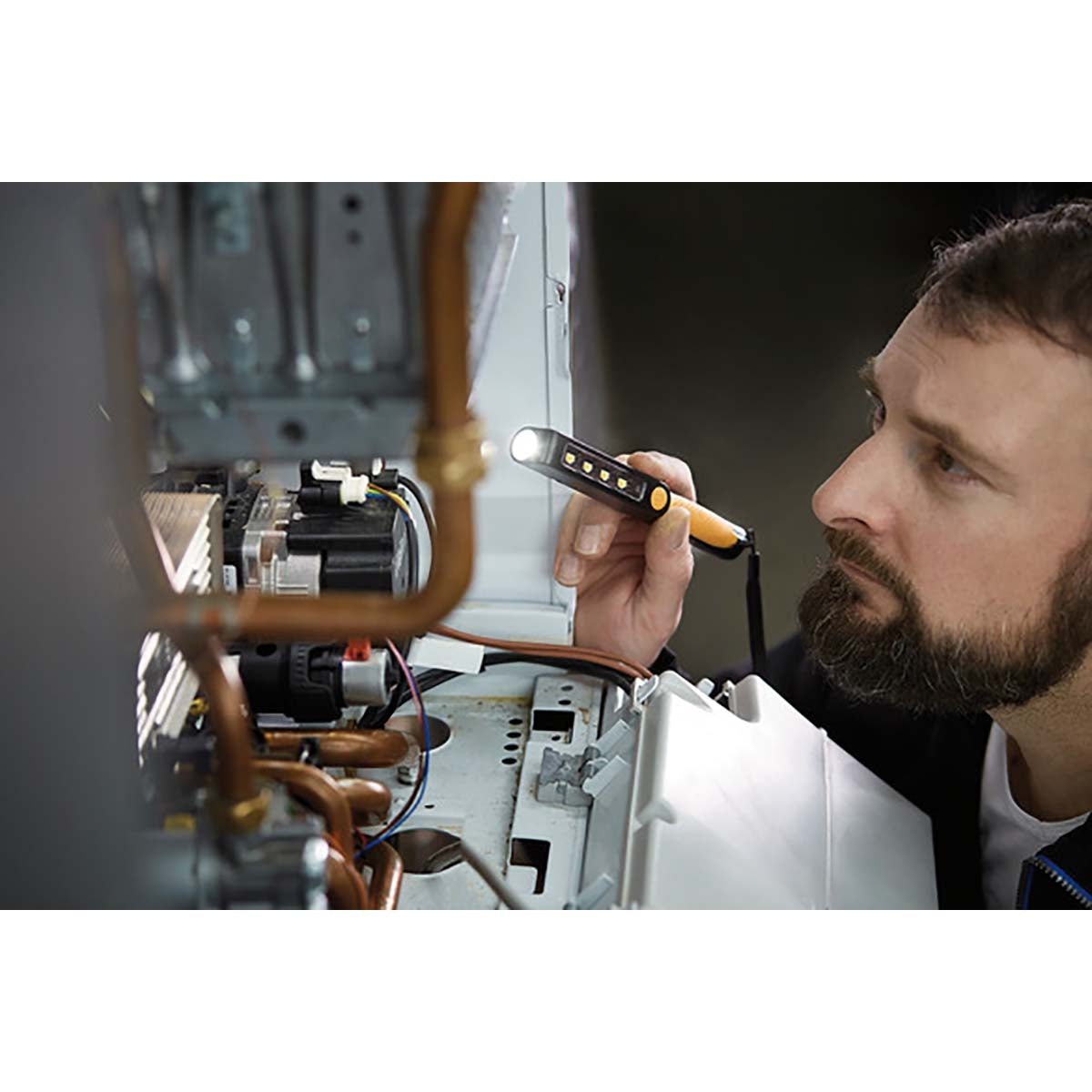 Rechargeable LED clip light / handy LED penlight with 200+150lm (battery-powered work light, inspection light incl. rotating clip with magnet)