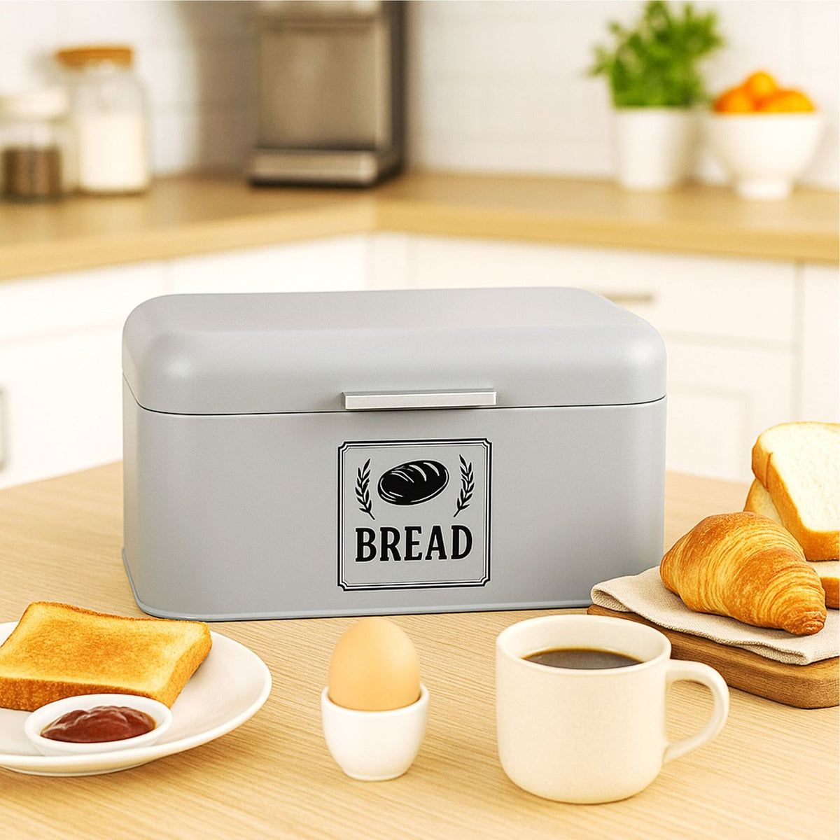 Retro Metal Bread Box with Lid and Handle