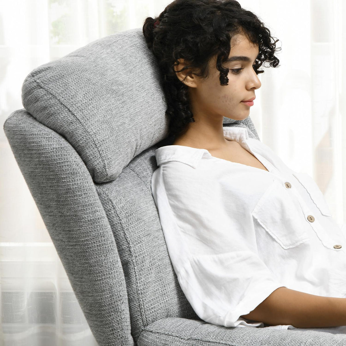 Rotatable armchair, lounge chair with water-repellent chenille look, padded relaxation chair with integrated armrest, for living room