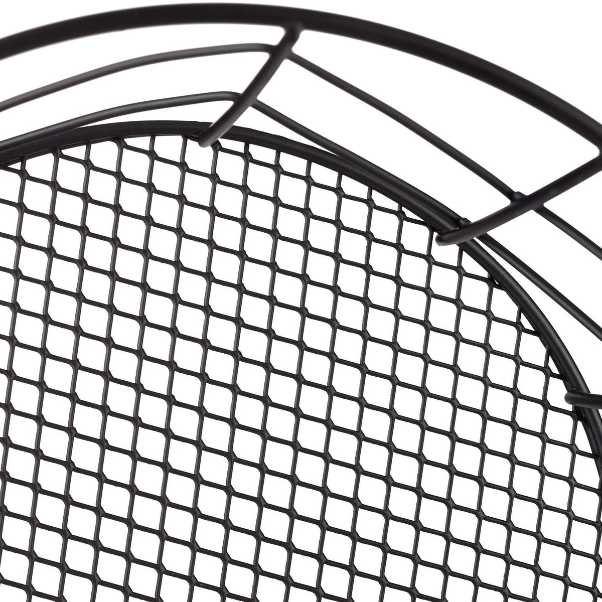 Round basket made of metal wire