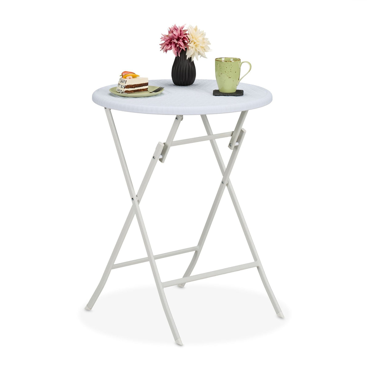 Round garden table in rattan look