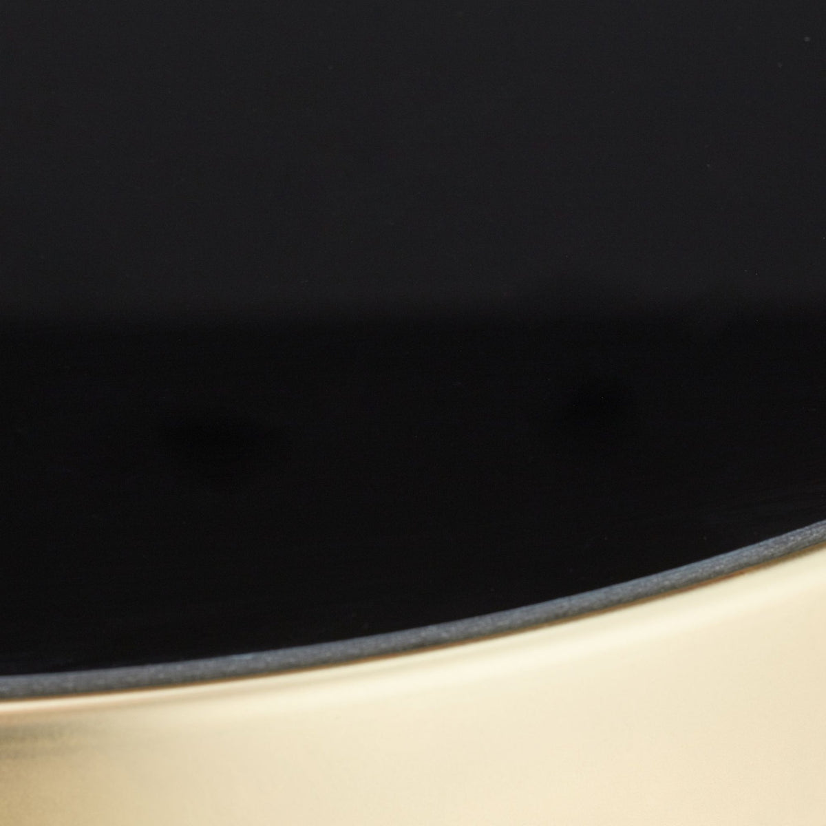 Round side table black-gold